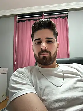 berke3424 online show from 02-05-26, 01:34