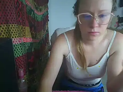 arianna blonde online show from 03-11-26, 08:25