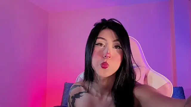 Snapshot of sharonbone chatting on 01-17-26, 05:00 sharonbone online show from 01-17-26, 05:00