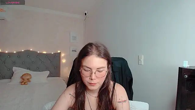 lexalove doll online show from 03-13-26, 03:44