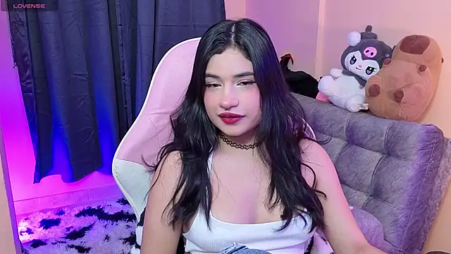 Snapshot of bonnieTaylor1 chatting on 07-02-26, 03:34 bonnieTaylor1 online show from 07-02-26, 03:34