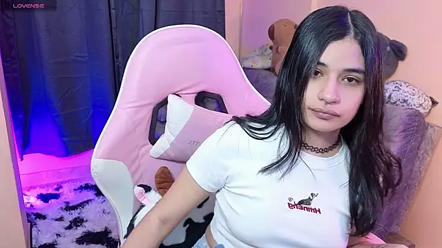 bonnieTaylor1 online show from 06-04-26, 03:00