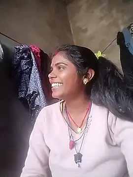 Snapshot of Sexy_Rajkumari123 chatting on 12-21-25, 07:54 Sexy Rajkumari123 online show from 12-21-25, 07:54