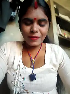 Sexy Rajkumari123 online show from 04-12-26, 05:11