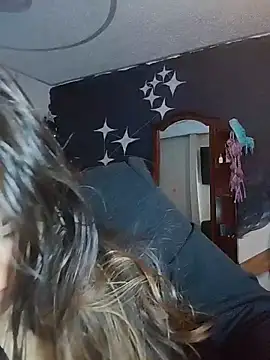 Krolaykate online show from 12-17-25, 11:37