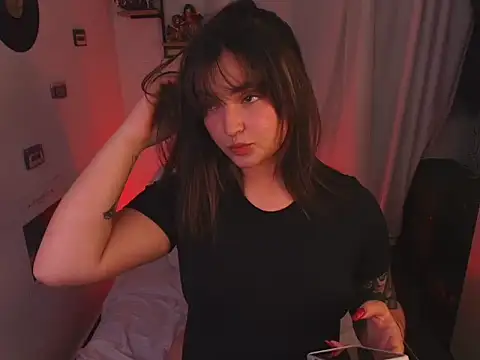 sara cuteeyes online show from 04-01-26, 05:31