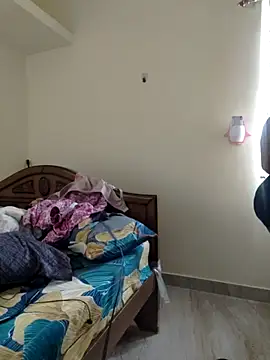 Snapshot of Palkova12 chatting on 12-16-25, 08:07 Palkova12 online show from 12-16-25, 08:07