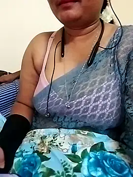 Snapshot of Palkova12 chatting on 02-20-26, 06:32 Palkova12 online show from 02-20-26, 06:32