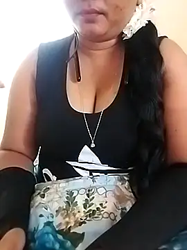 Snapshot of Palkova12 chatting on 02-20-26, 05:48 Palkova12 online show from 02-20-26, 05:48