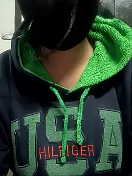 Snapshot of teena-11 chatting on 01-06-26, 07:01 teena-11 online show from 01-06-26, 07:01