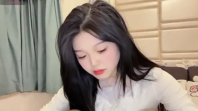 xiaoxia999 online show from 02-08-26, 12:14