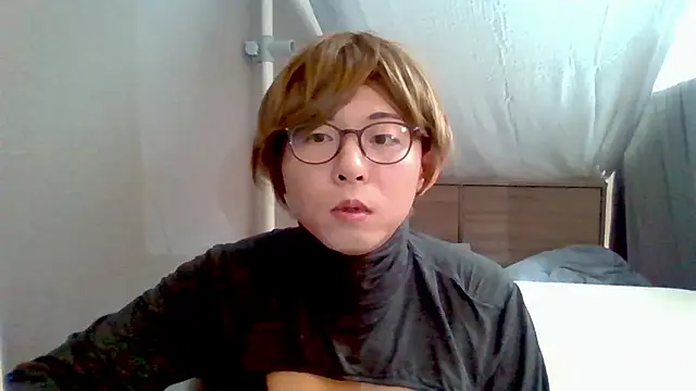 Rika Kururi online show from 12-17-25, 04:06