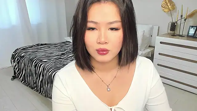 Snapshot of Brunette_Charm chatting on 02-05-26, 11:17 Brunette Charm online show from 02-05-26, 11:17