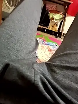 loki-king-143 online show from 02-12-26, 05:18