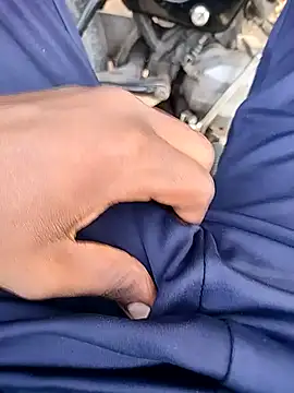 loki-king-143 online show from 12-16-25, 09:02