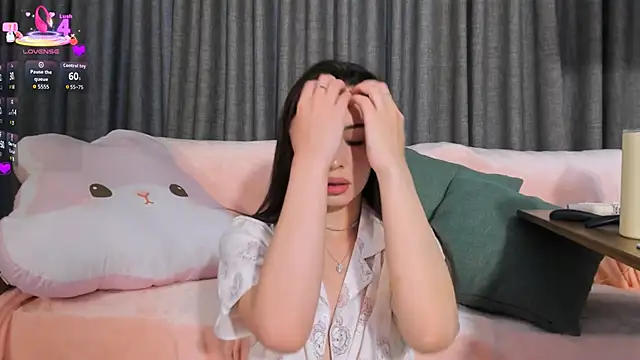 AliceCloudy online show from 01-08-26, 07:03