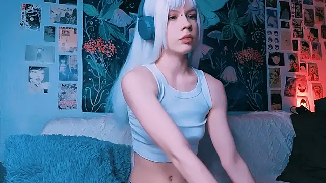 PeacchyPawss online show from 01-15-26, 02:53