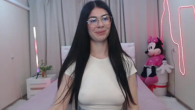 Snapshot of MilaSecret55 chatting on 05-16-26, 06:34 MilaSecret55 online show from 05-16-26, 06:34