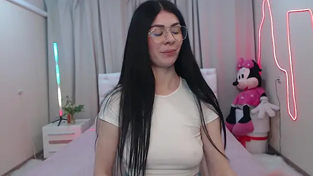 Snapshot of MilaSecret55 chatting on 05-16-26, 06:56 MilaSecret55 online show from 05-16-26, 06:56