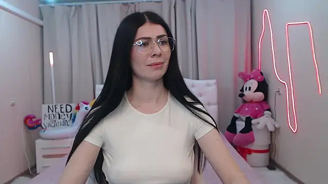 Snapshot of MilaSecret55 chatting on 05-22-26, 07:17 MilaSecret55 online show from 05-22-26, 07:17