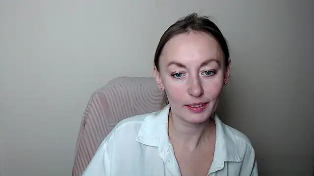 LiaSeass  online show from 02-19-26, 07:49