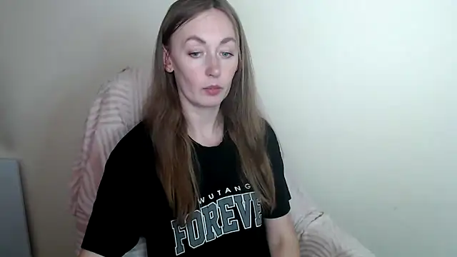 LiaSeass  online show from 05-11-26, 12:06