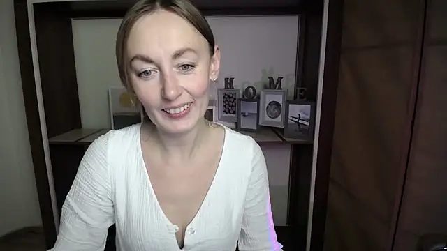 LiaSeass  online show from 02-09-26, 03:32