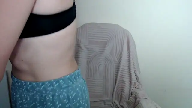 LiaSeass  online show from 05-20-26, 12:24