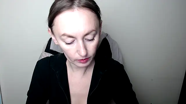 LiaSeass  online show from 02-28-26, 12:49