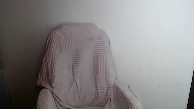 Snapshot of LiaSeass_ chatting on 06-14-26, 11:11 LiaSeass online show from 06-14-26, 11:11