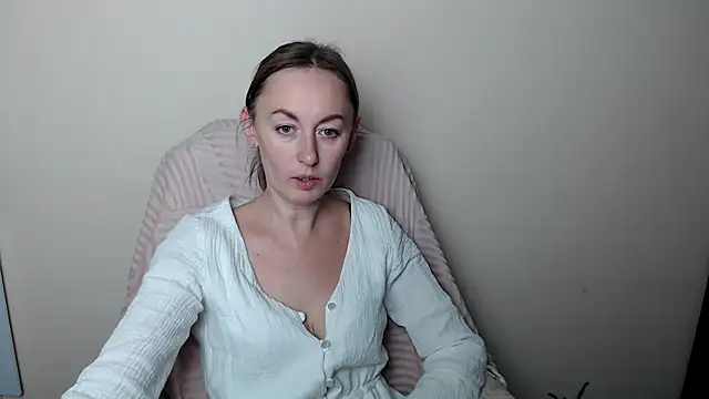 LiaSeass  online show from 02-07-26, 01:08