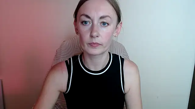 Snapshot of LiaSeass_ chatting on 07-01-26, 12:27 LiaSeass online show from 07-01-26, 12:27