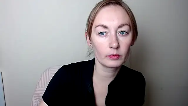 Snapshot of LiaSeass_ chatting on 01-07-26, 07:24 LiaSeass online show from 01-07-26, 07:24