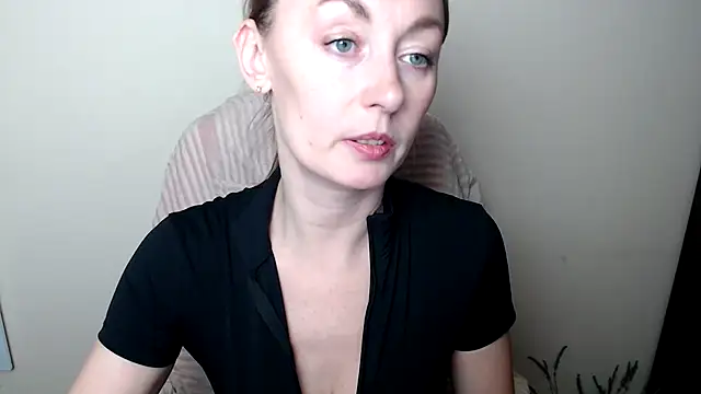 LiaSeass  online show from 02-13-26, 10:15