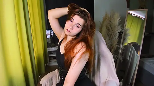 Ann Couette online show from 07-22-26, 01:13