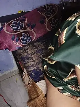 Snapshot of Desi_bhabhi299 chatting on 06-08-26, 05:24 Desi bhabhi299 online show from 06-08-26, 05:24