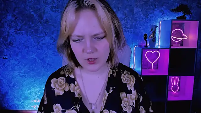 madeline doll online show from 03-03-26, 04:30