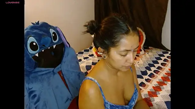 NovahPerotti online show from 03-31-26, 01:07