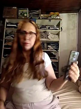 Snapshot of cari75 chatting on 04-21-26, 02:03 cari75 online show from 04-21-26, 02:03