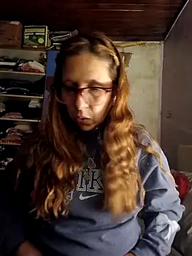 Snapshot of cari75 chatting on 05-04-26, 03:32 cari75 online show from 05-04-26, 03:32