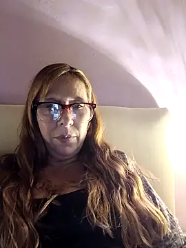 Snapshot of cari75 chatting on 04-28-26, 02:27 cari75 online show from 04-28-26, 02:27