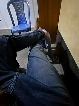 SHARIF12123 online show from 01-10-26, 07:58