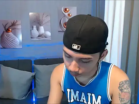 dylan hardfucker online show from 03-06-26, 01:11