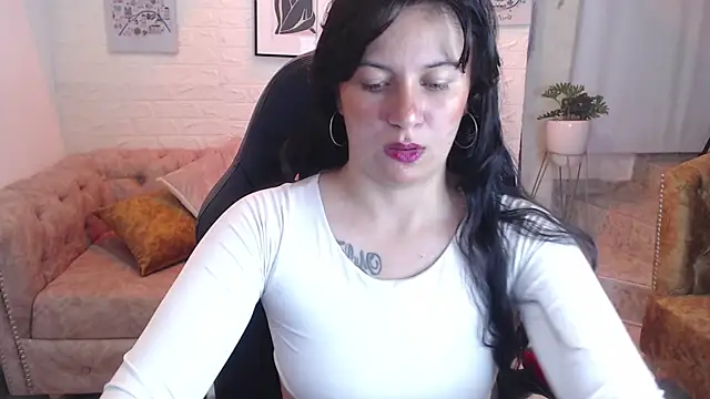 amanda rousee online show from 02-10-26, 03:16