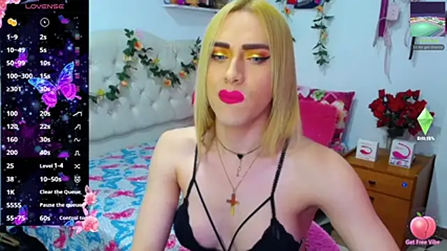 Snapshot of golden_girl01 chatting on 01-16-26, 05:50 golden girl01 online show from 01-16-26, 05:50