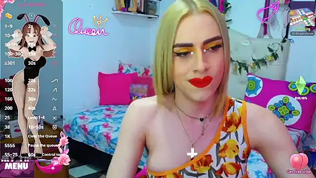 Snapshot of golden_girl01 chatting on 02-14-26, 06:19 golden girl01 online show from 02-14-26, 06:19