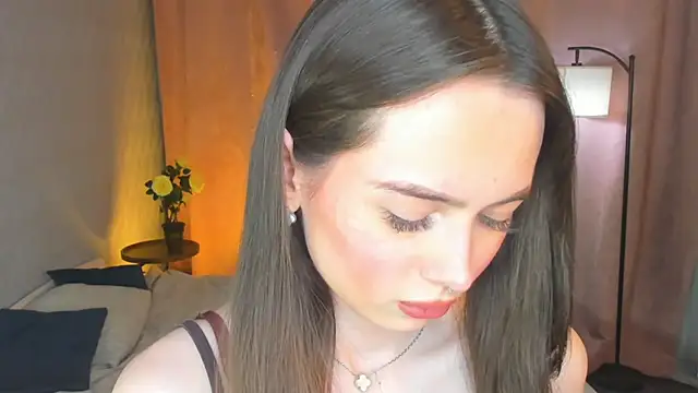 YvonneRobes online show from 03-30-26, 07:04