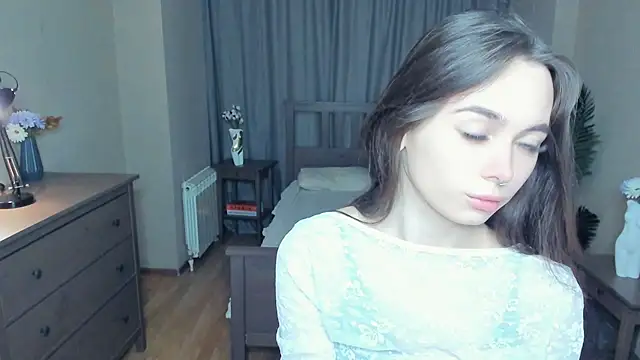 YvonneRobes online show from 02-19-26, 07:11