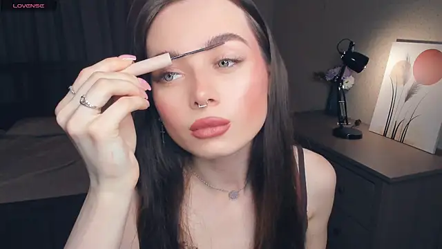 YvonneRobes online show from 03-12-26, 07:18