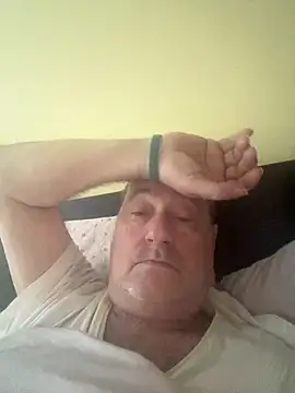 Snapshot of csikar chatting on 04-24-26, 04:36 csikar online show from 04-24-26, 04:36